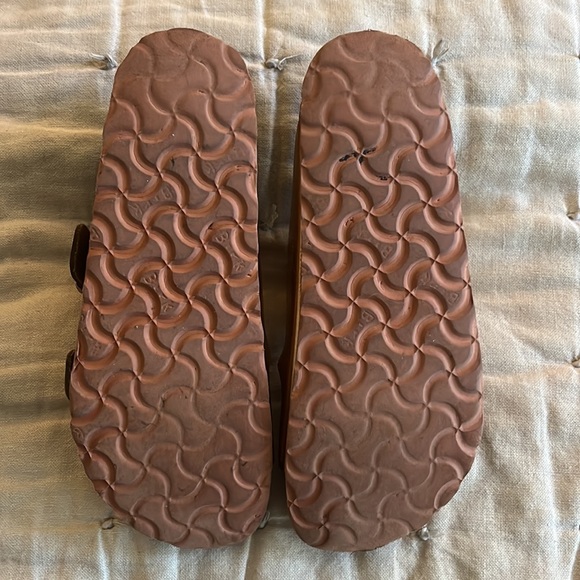 Rose gold Birkenstocks - Picture 3 of 4